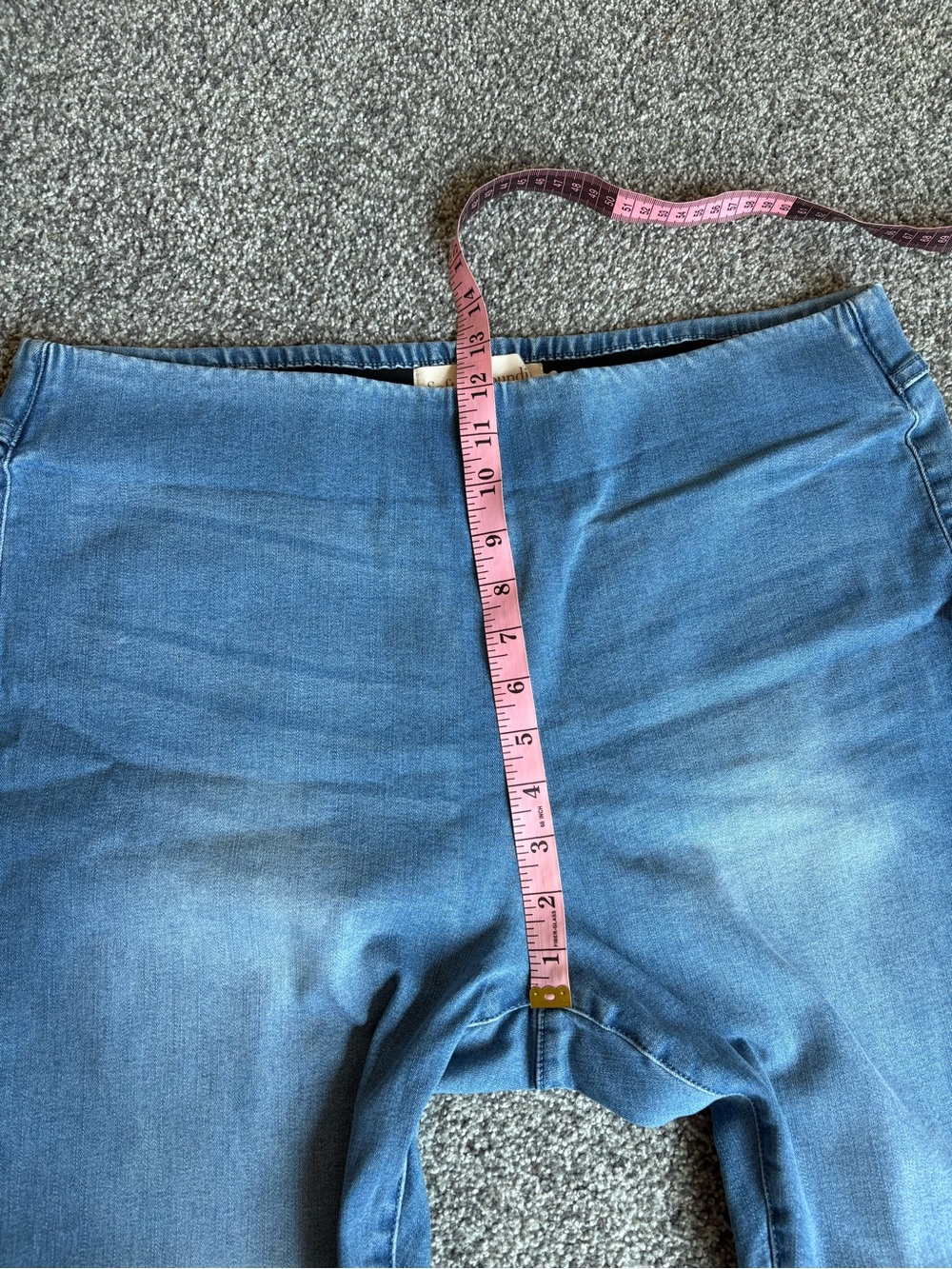 Soft Surroundings Light Wash Pull on Denim Jeans Whiskering Stretchy Size PXL - Picture 4 of 11